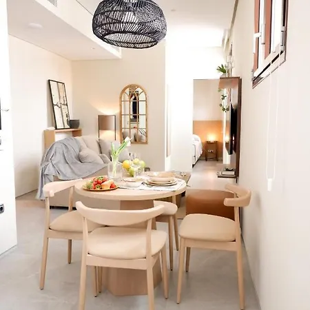Apartment U-sense Catedral Seville