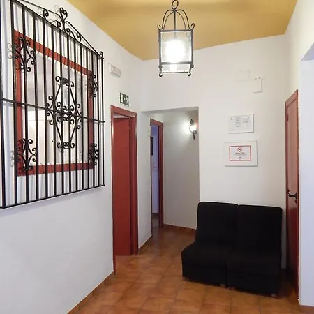 Arias 2* Sevilla