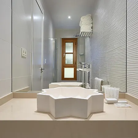 Rentalsevilla La Piscina *
