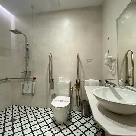 Hemd Puerta Real Boutique Pensionat Sevilla
