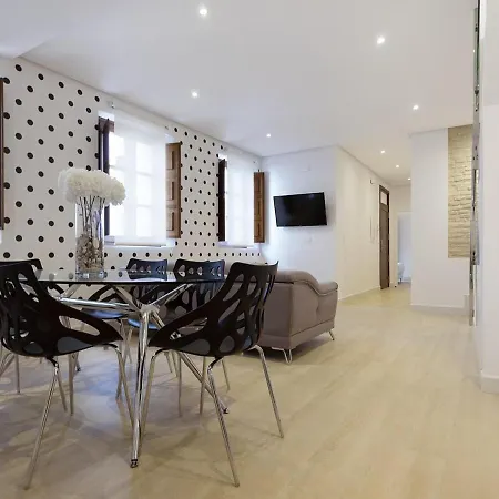 Rentalsevilla ático Santa Cruz Sevilha