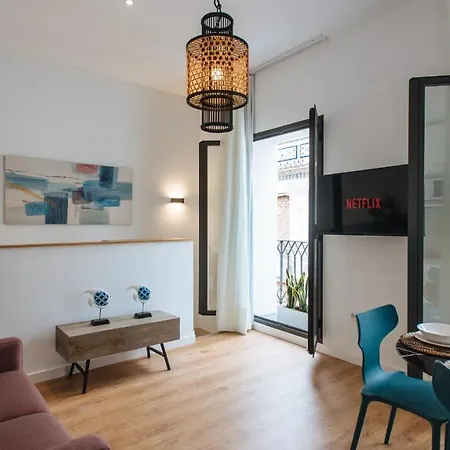 Magno Alameda 1851 - Shared Jacuzzi Apartment *
