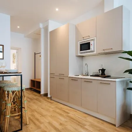 Magno Alameda 1851 - Shared Jacuzzi Apartment Seville