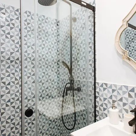 Magno Alameda 1851 - Shared Jacuzzi * Seville
