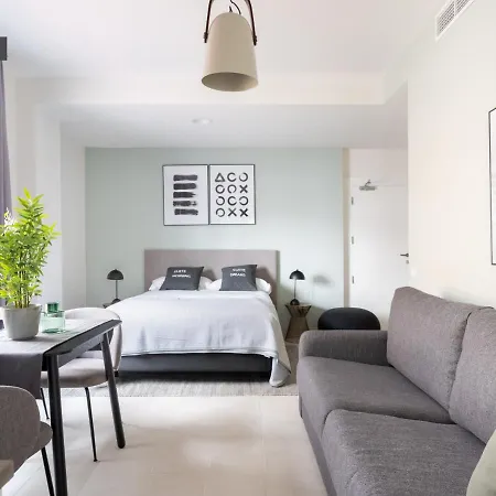 Apart-hotel Limehome Calle Torcuato Luca De Tena - Digital Access