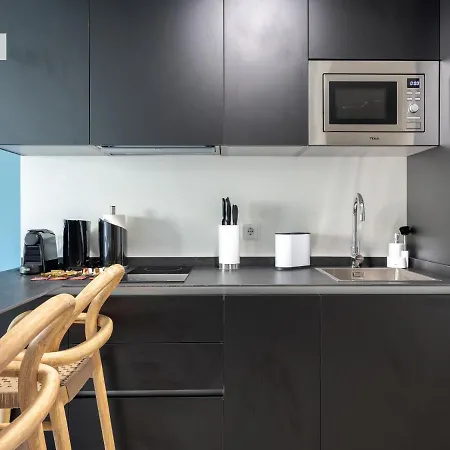 Limehome Calle Torcuato Luca De Tena - Digital Access 3* Sevilha