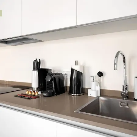 Limehome Calle Torcuato Luca De Tena - Digital Access Apart-hotel Sevilha