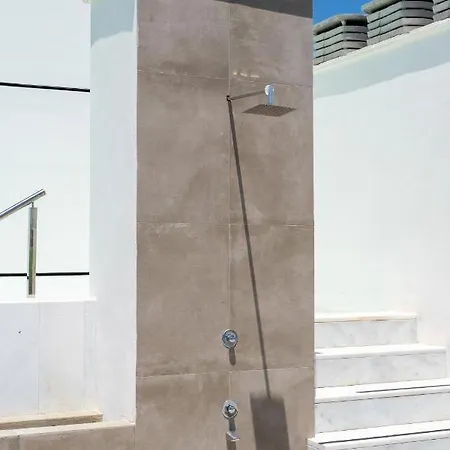 Limehome Calle Torcuato Luca De Tena - Digital Access Apart-hotel