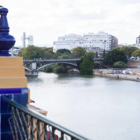 Triana En Plena Calle Betis Maravilloso Apart. Sevilla