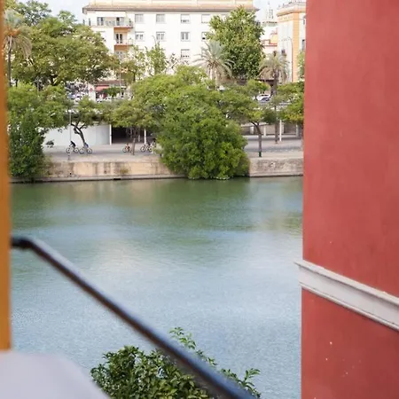 Triana En Plena Calle Betis Maravilloso Apart. Sevilla