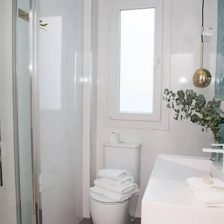 Apartamento Triana En Plena Calle Betis Maravilloso Apart.