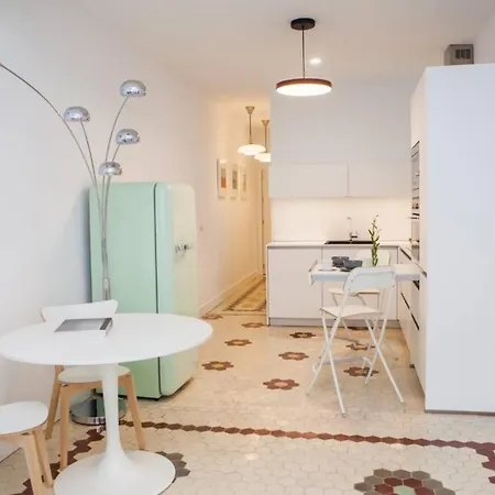 Triana En Plena Calle Betis Maravilloso Apart. Apartamento