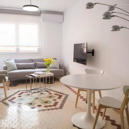 Apartamento Triana En Plena Calle Betis Maravilloso Apart.