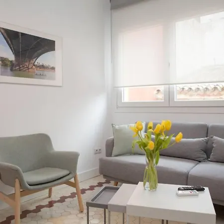Triana En Plena Calle Betis Maravilloso Apart. Apartamento