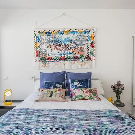 Pop Art, De Diseno En Arenal Apartment Seville