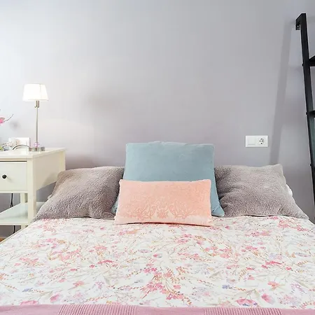 Apartament Pasaje Valvanera Sewilla