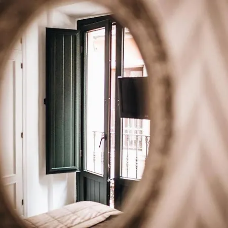 Apartment Cheap & Chic In The Center Of Seville