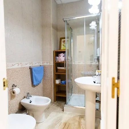 Apartment Cheap & Chic In The Center Of Seville