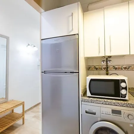 Cheap & Chic In The Center Of Apartment