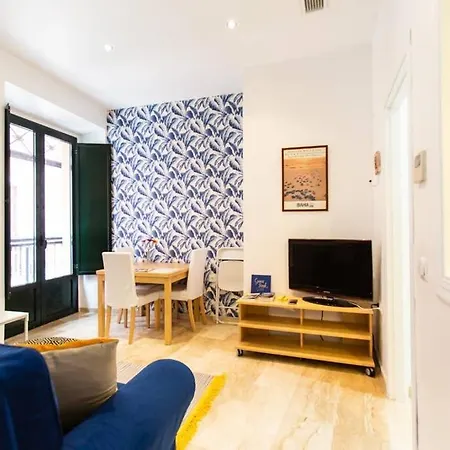 Cheap & Chic In The Center Of Sevilla * Siviglia