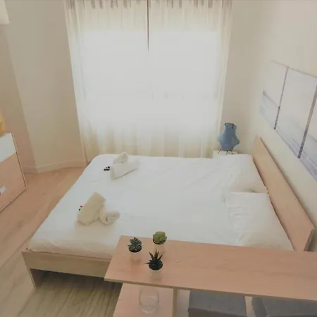 Rentalsevilla Resitur Iii Apartment