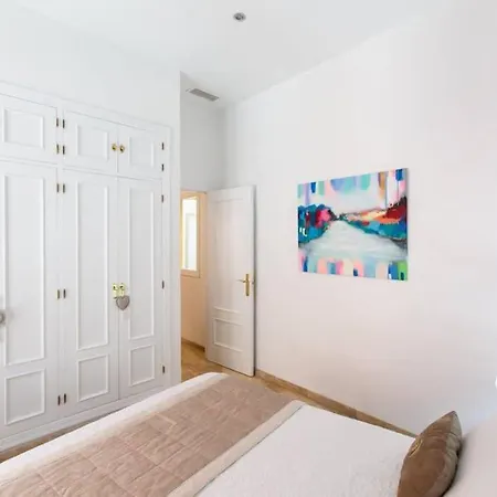 Apartamento Cheap & Chic In The Center Of