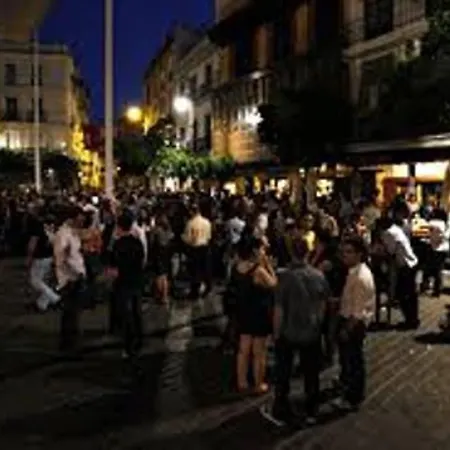 Cheap & Chic In The Center Of Sevilla Appartamento