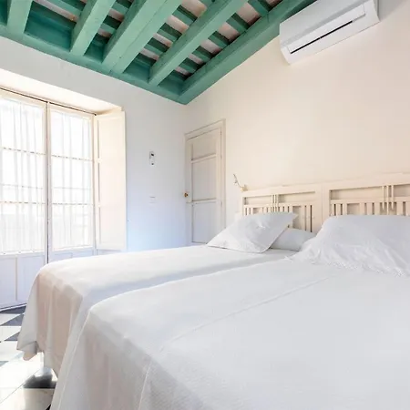 Genteel Casa Alcazar Holiday home Seville