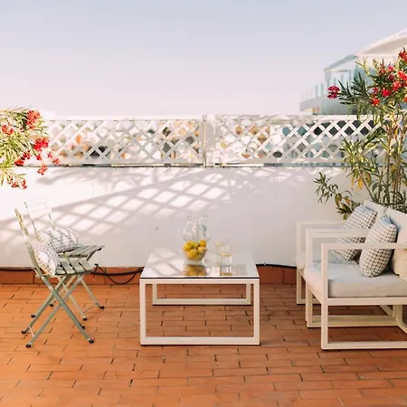 Atico Con Terraza En El Centro De Apartment