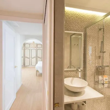 Luxe Castelar 19 Apartment