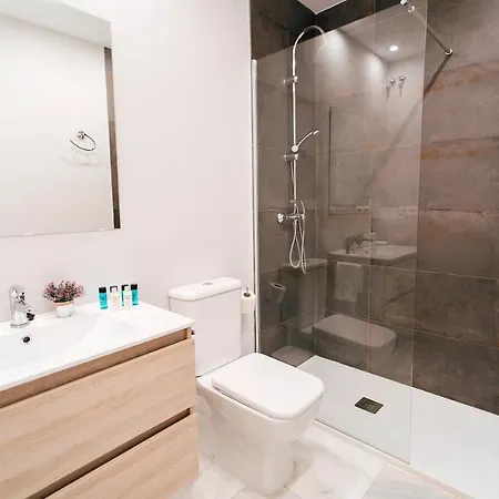 Minty - 3bd Cathedral Apartment Seville