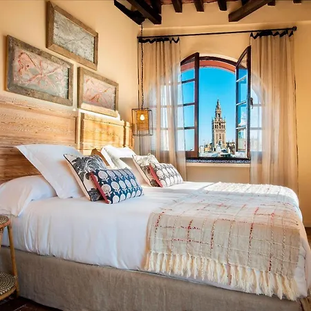 Genteel San Isidoro Terrace Apartment *