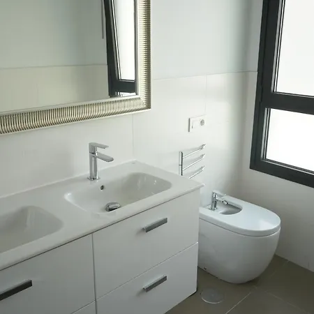 Almona De Triana - Kainga Homes *