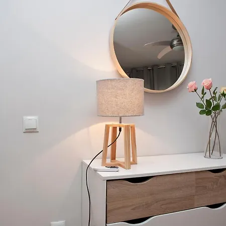 Luz Y Tranquilidad En El Casco Historico - Parking Gratis Apartment