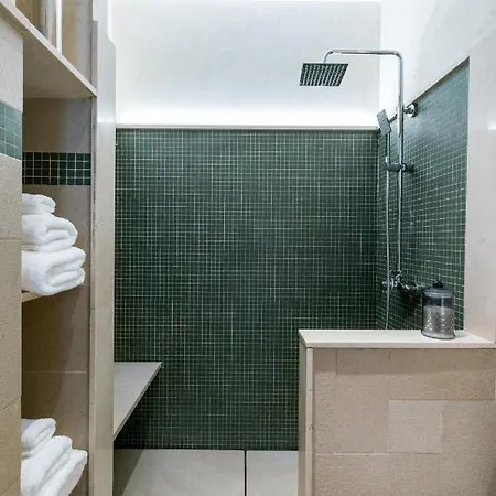 Apartment 2e Stylish Bright Downtown Azofaifo *