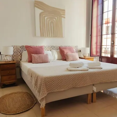 Homeyseville-amazing Penthouse Giralda Views 8 Pax, Parking Optional