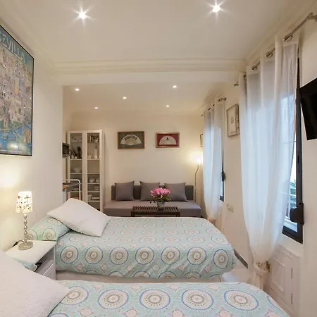 Habitación en casa particular Atanasio Barron *
