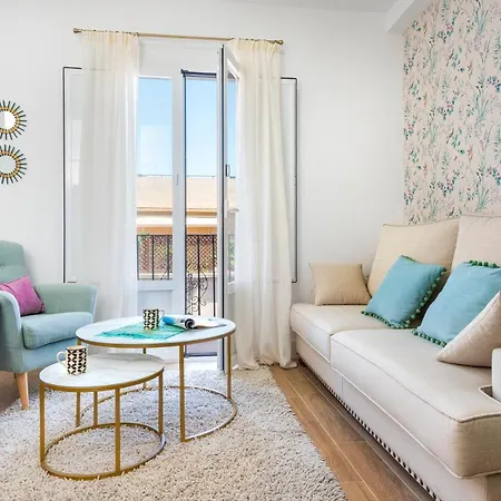 Genteel Juan Rabadan Apartment