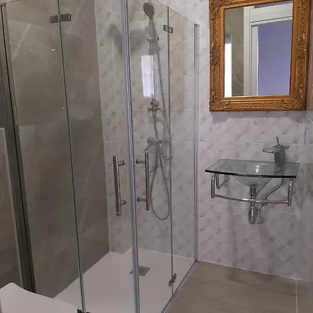 Проживание в семье La Del Conde Luxury Севилья