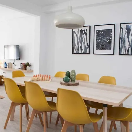 Appartement Isg Alhondiga Piso Nuevo Piscina Casco Antiguo8p *