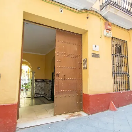 Apartamento Tranquilo Y Con Encanto En Palacio Sevillano, Junto Catedral A Acond Y Wifi *