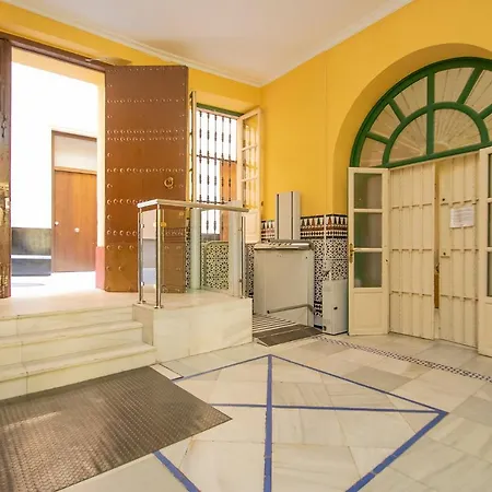 Apartamento Tranquilo Y Con Encanto En Palacio Sevillano, Junto Catedral A Acond Y Wifi Apartment