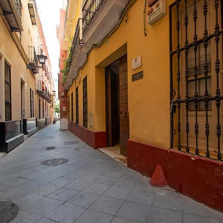 Apartamento Tranquilo Y Con Encanto En Palacio Sevillano, Junto Catedral A Acond Y Wifi Apartment