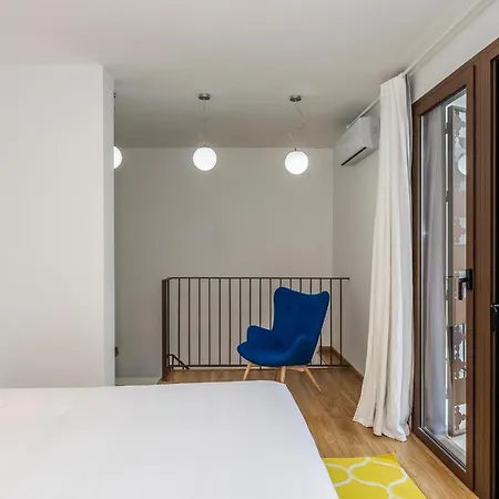 Pop Art, Duplex Coqueto En El Corazon De Apartament *