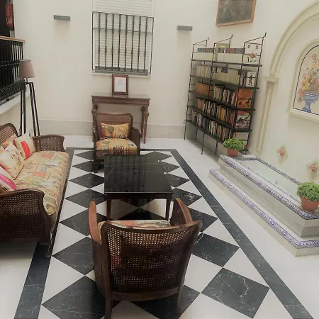 Hotel Dona Blanca