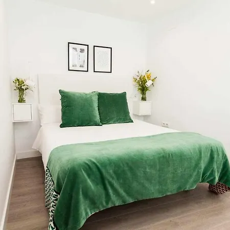Isg Downtown Family Haven Free Parking Spot Seville