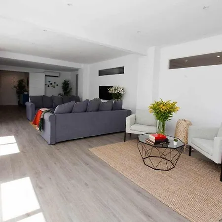Apartment Isg Downtown Family Haven Free Parking Spot