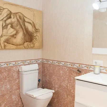 Appartement Isg Alhondiga Piso Nuevo Piscina Casco Antiguo8p