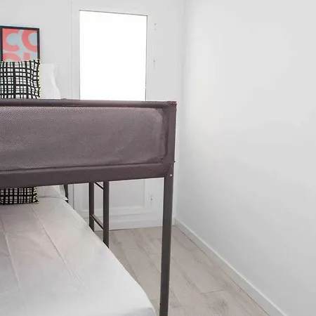 Appartement Isg Alhondiga Piso Nuevo Piscina Casco Antiguo8p