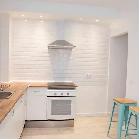 Isg Alhondiga Piso Nuevo Piscina Casco Antiguo8p Appartement